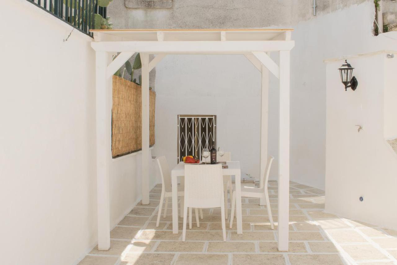 Mia & Mimi - Ostuni, Home Of Animal Lovers! Exterior foto